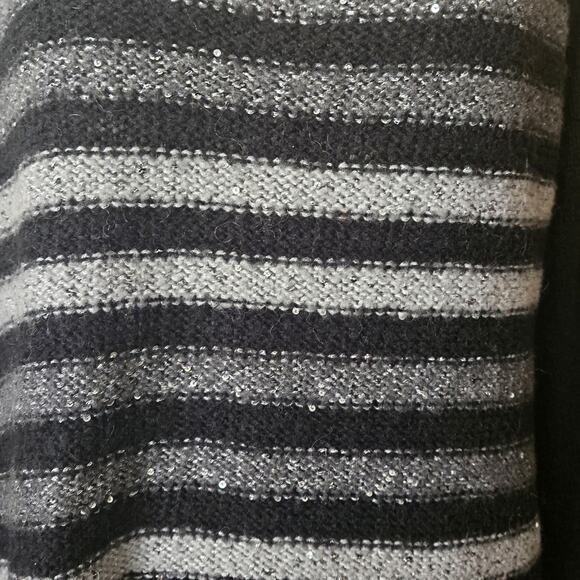 Tommy Hilfiger Black and Grey Sequin Sweater Size XL - Picture 5 of 6